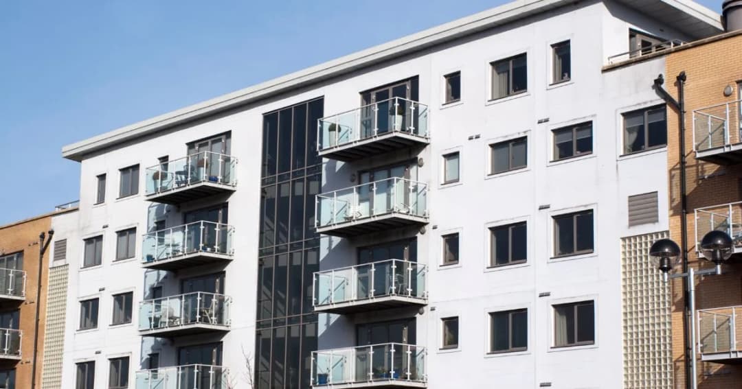 Czy członkostwo w spółdzielni mieszkaniowej jest płatne? Sprawdź koszty!