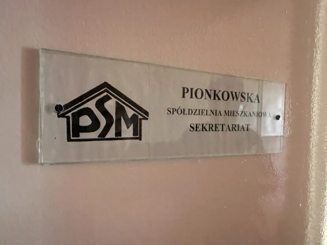 Kto wybiera prezesa spółdzielni mieszkaniowej i jak wygląda ten proces?