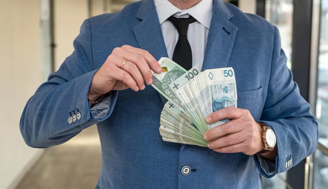 Ile zarabia prezes małej spółdzielni mieszkaniowej? Zaskakujące fakty!