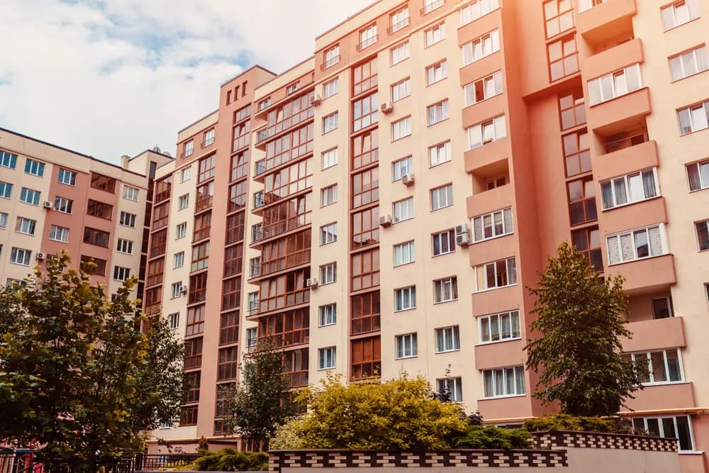 Członkostwo w spółdzielni mieszkaniowej: korzyści, które musisz znać
