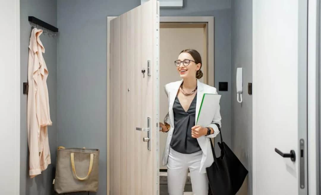 Czy właściciel mieszkania może wejść do wynajmowanego lokalu bez zgody?