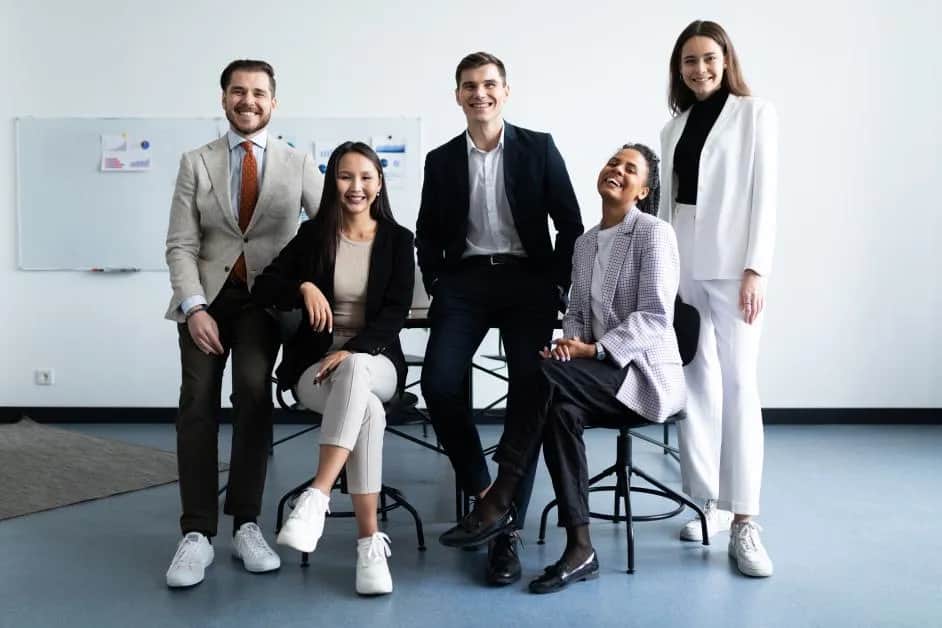 Kto nie może być członkiem rady nadzorczej spółdzielni mieszkaniowej? Sprawdź!