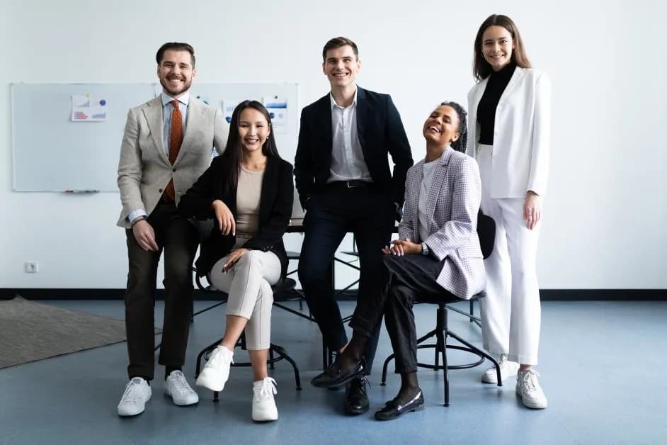 Kto nie może być członkiem rady nadzorczej spółdzielni mieszkaniowej? Sprawdź!