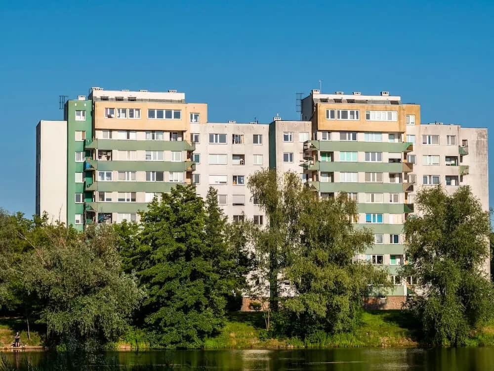 Kiedy można sprzedać mieszkanie otrzymane w spadku bez podatku?