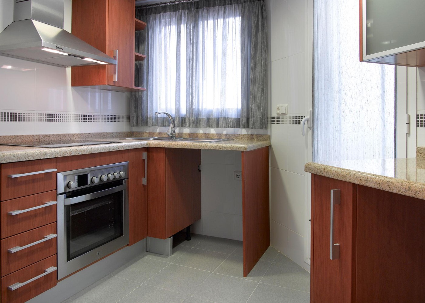 nowoczesny,piekny-apartament-z-tarasem-w-cala-finestrat-4-49032